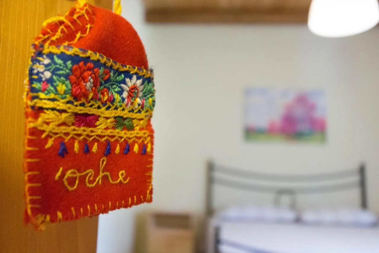 Alojamento de Acomodação e Pequeno-almoço Su Pitiolu - Casa Vacanze Làconi Itália